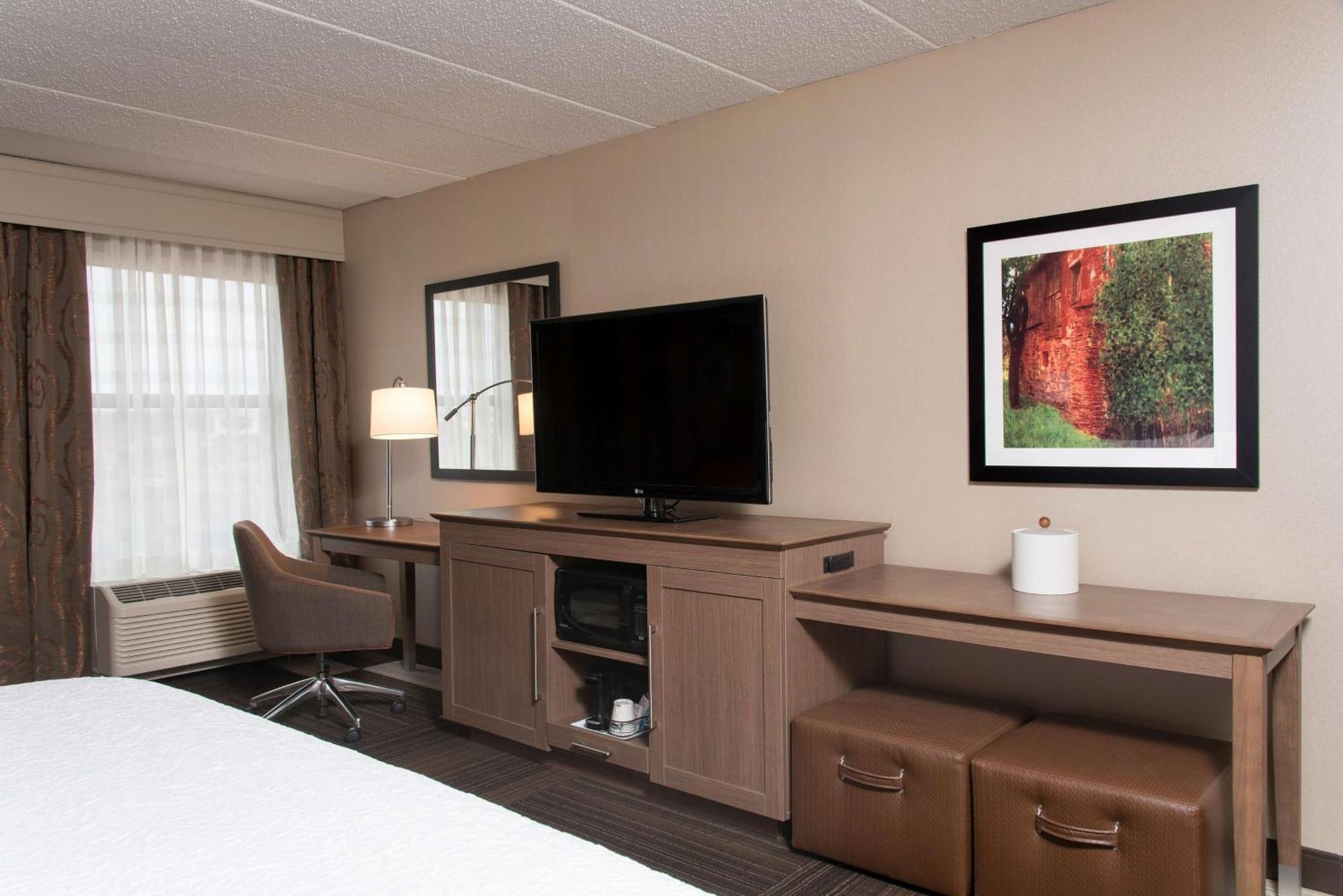 Hampton Inn Columbus/Taylorsville Edinburgh Ngoại thất bức ảnh